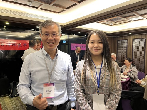 學生陳姝妤參加2025台灣陶瓷年會博士組論文競賽榮獲第二名Image