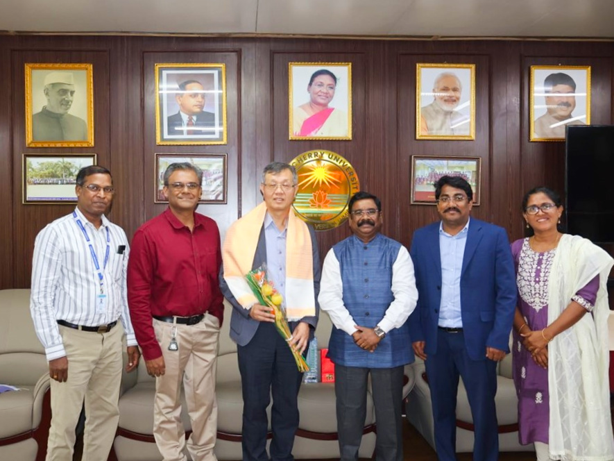 拜訪姊妹校本地治里大學(Pondicherry University)Image