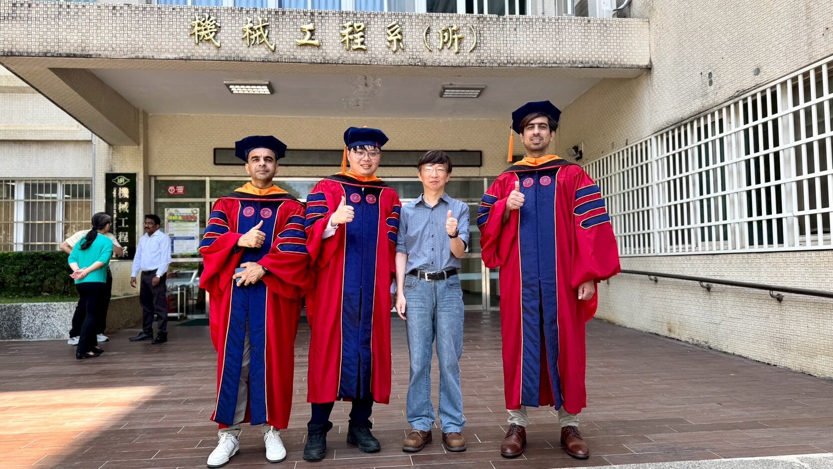 2025 Graduation Group Photo