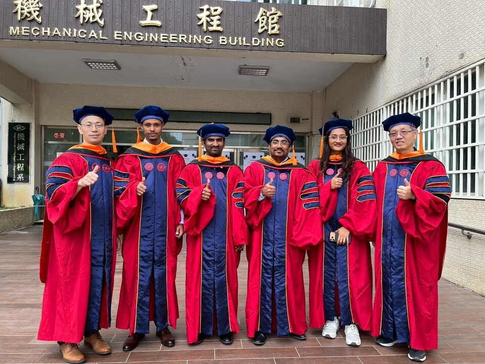 恭喜生醫暨醫材博士學程114學年度畢業生🎓Image