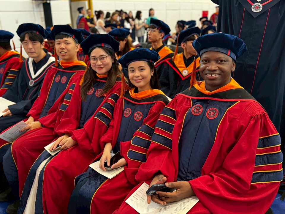 恭喜生醫暨醫材博士學程114學年度畢業生🎓圖片